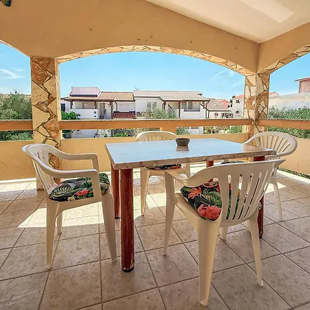 Nachtigall Vir-2 By Interhome Vir